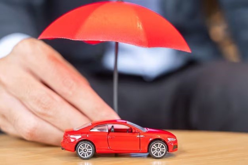 Вниманию автовладельцев: как возместить убытки от разгула стихии